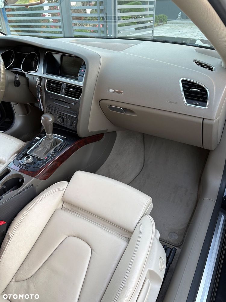 Audi A5 Coupé - 5