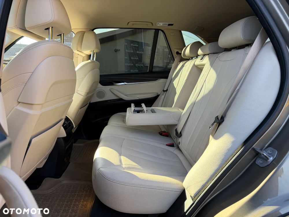 BMW X5 xDrive25d - 15