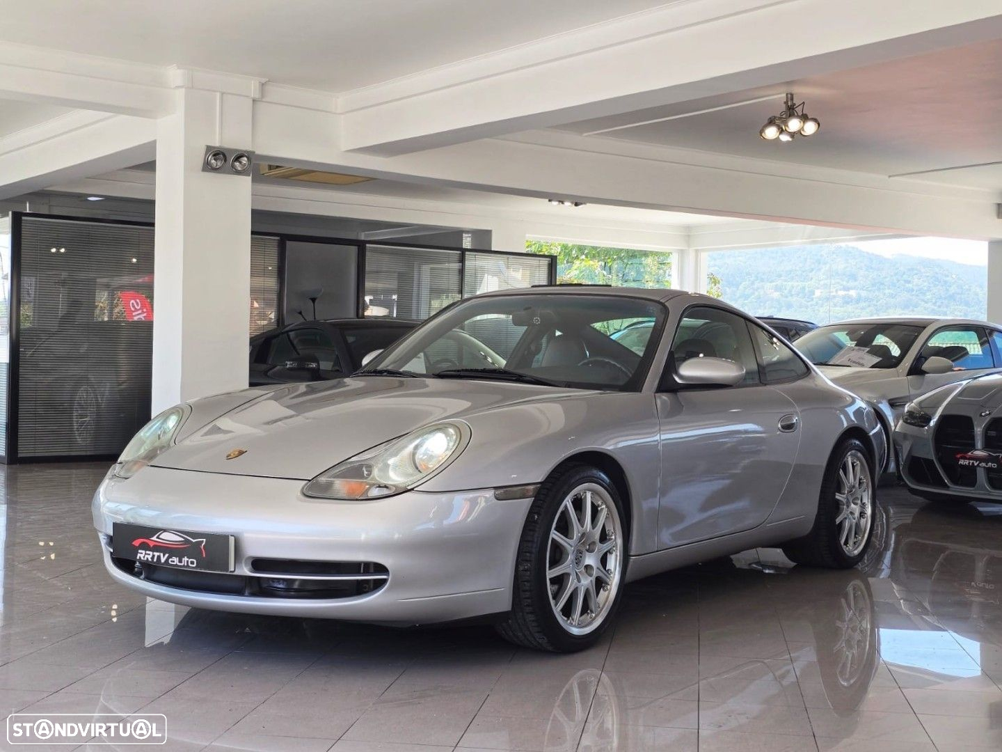 Porsche 911 (996) Carrera 4 Coupé - 13