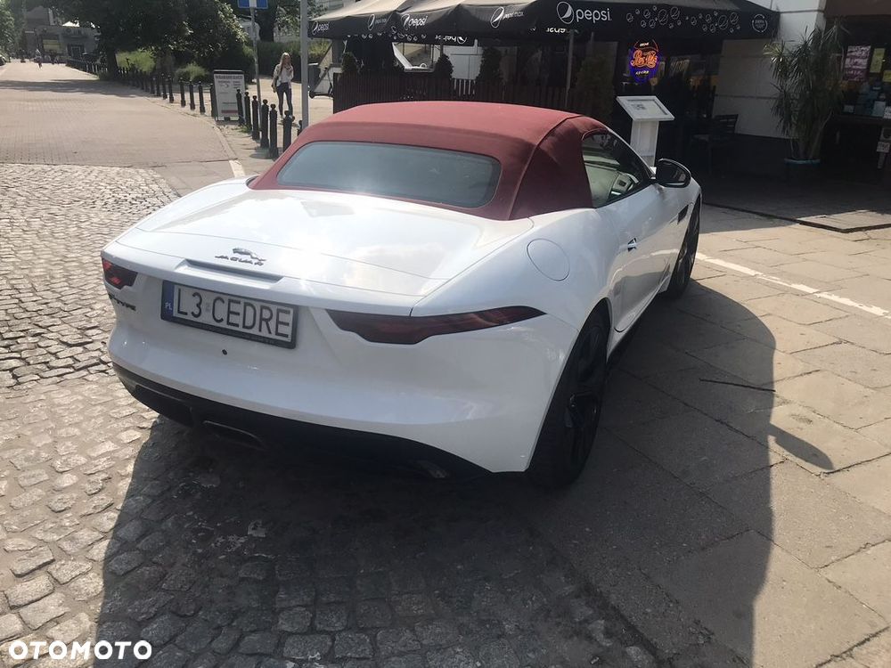 Jaguar F-Type 2.0 Turbo R-Dynamic - 8