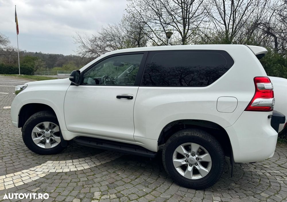 Toyota Land Cruiser 3.0 D-4D - 4