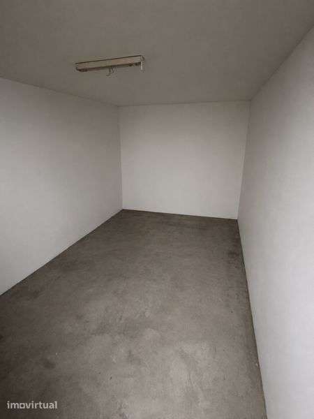 Garagem box com cave centro de Aveiro - Grande imagem: 4/4