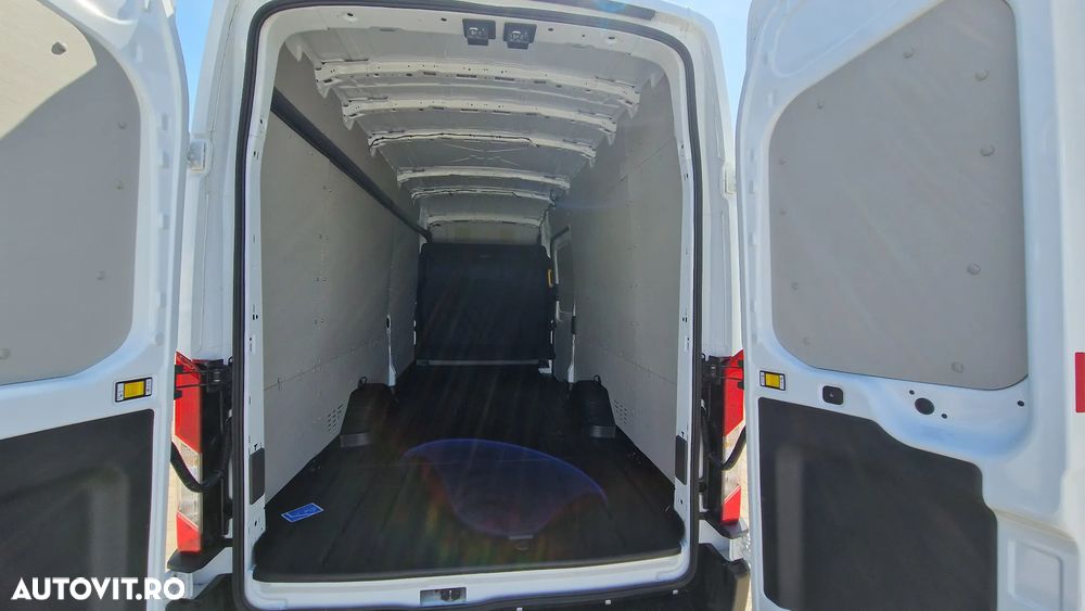 Ford TRANSIT - 11
