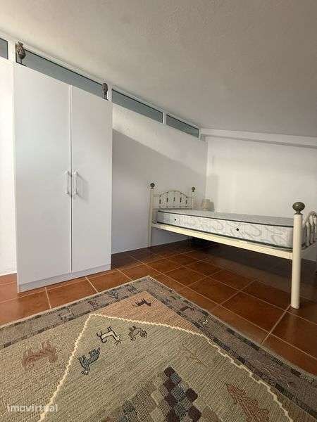 T2 Mobilado e Equipado | Repeses – Viseu | Último Piso - Grande imagem: 5/10