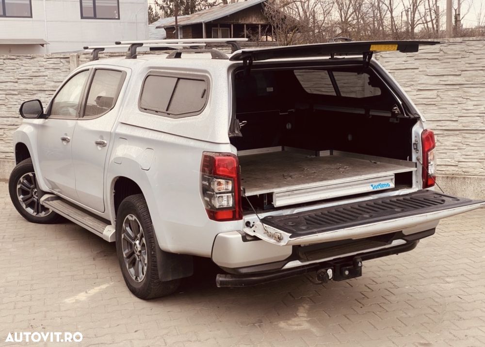 Mitsubishi L200 - 12