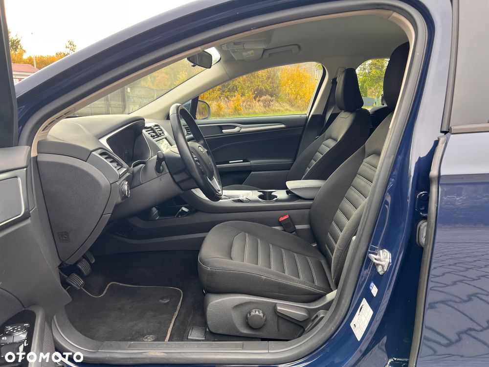 Ford Mondeo - 22
