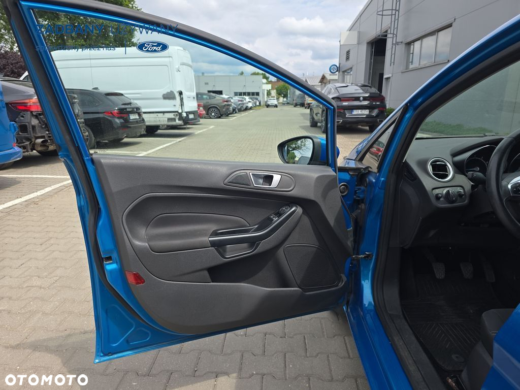 Ford Fiesta - 24