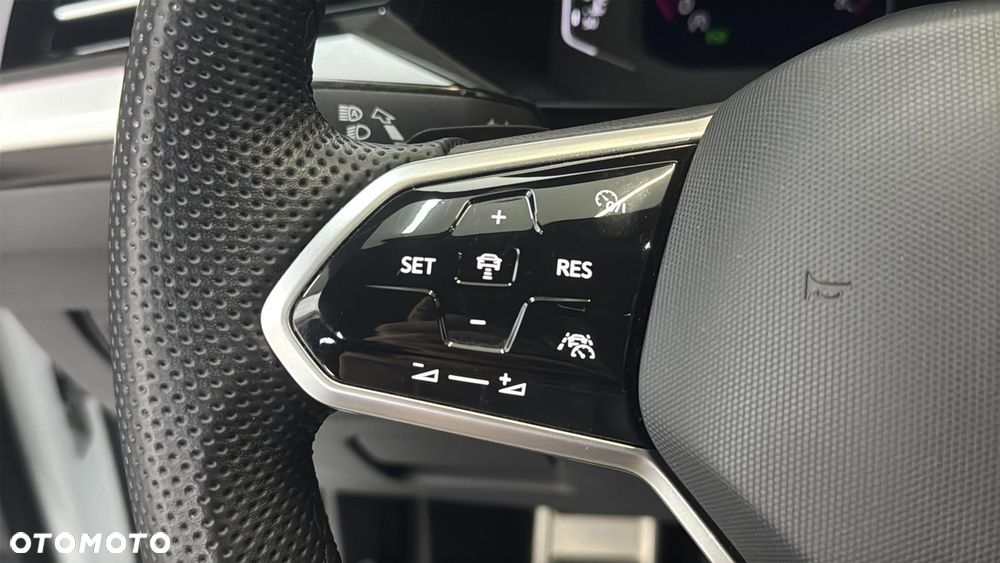 Volkswagen Arteon 2.0 TSI R-Line DSG - 26
