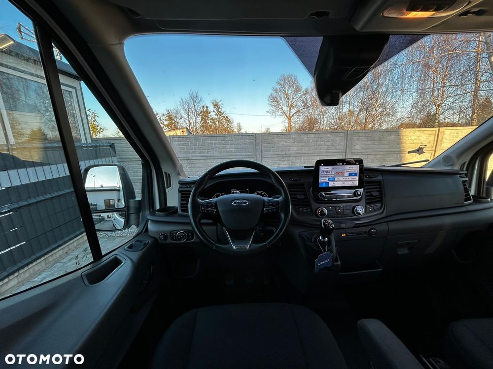 Ford Transit - 12
