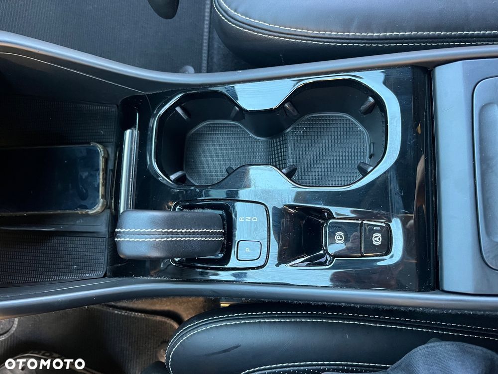 Volvo XC 40 - 9