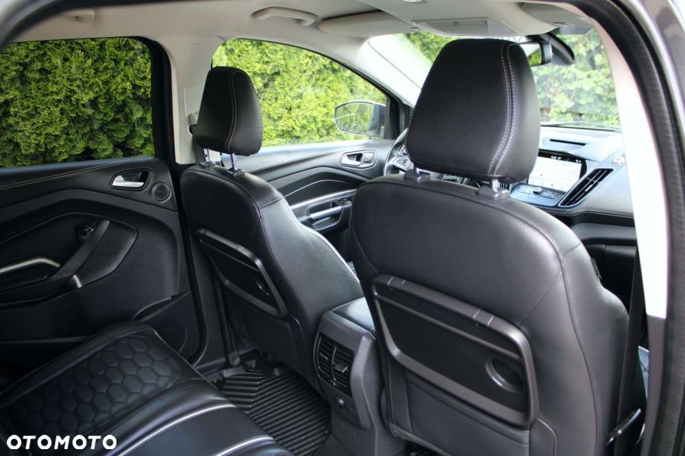 Ford Kuga Vignale 2.0 TDCi AWD - 11