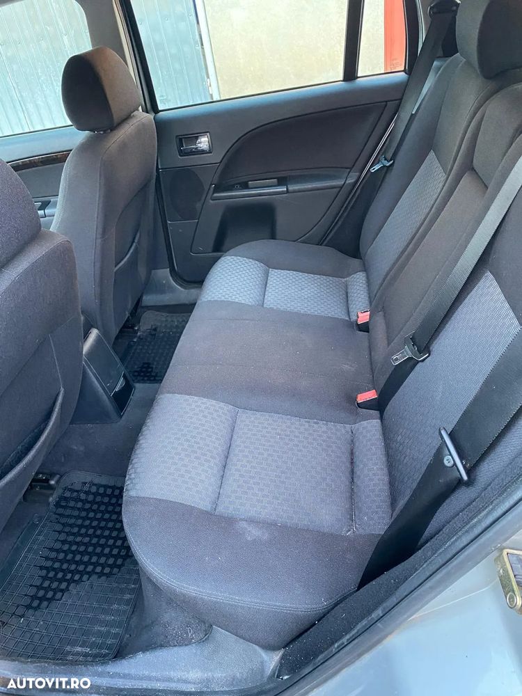 Ford Mondeo 2.0TDCi Ghia - 5