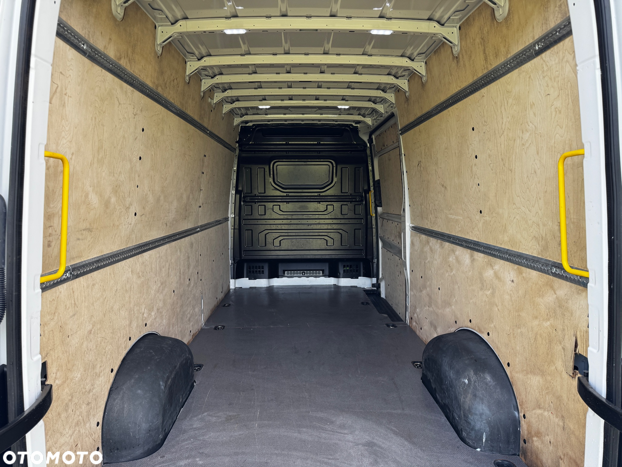 Volkswagen Crafter - 18