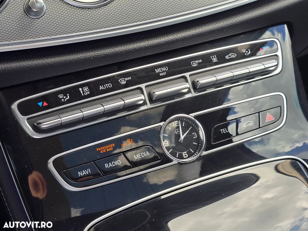 Mercedes-Benz E - 33