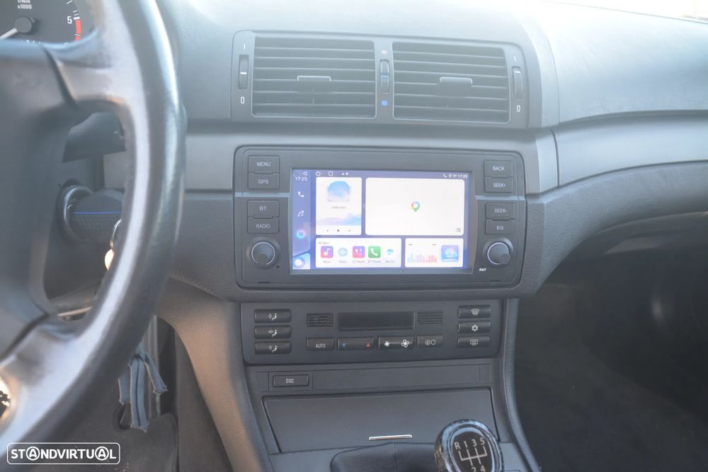 BMW 318 d Touring - 11