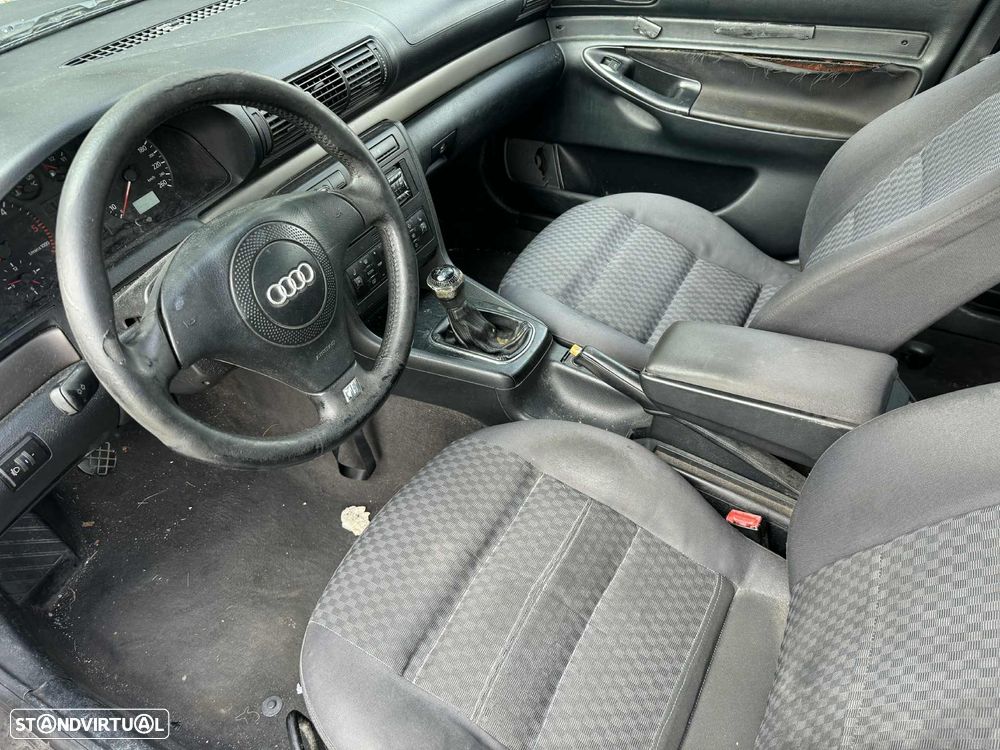 Audi A4 Avant 1.9 TDI Sport - 8