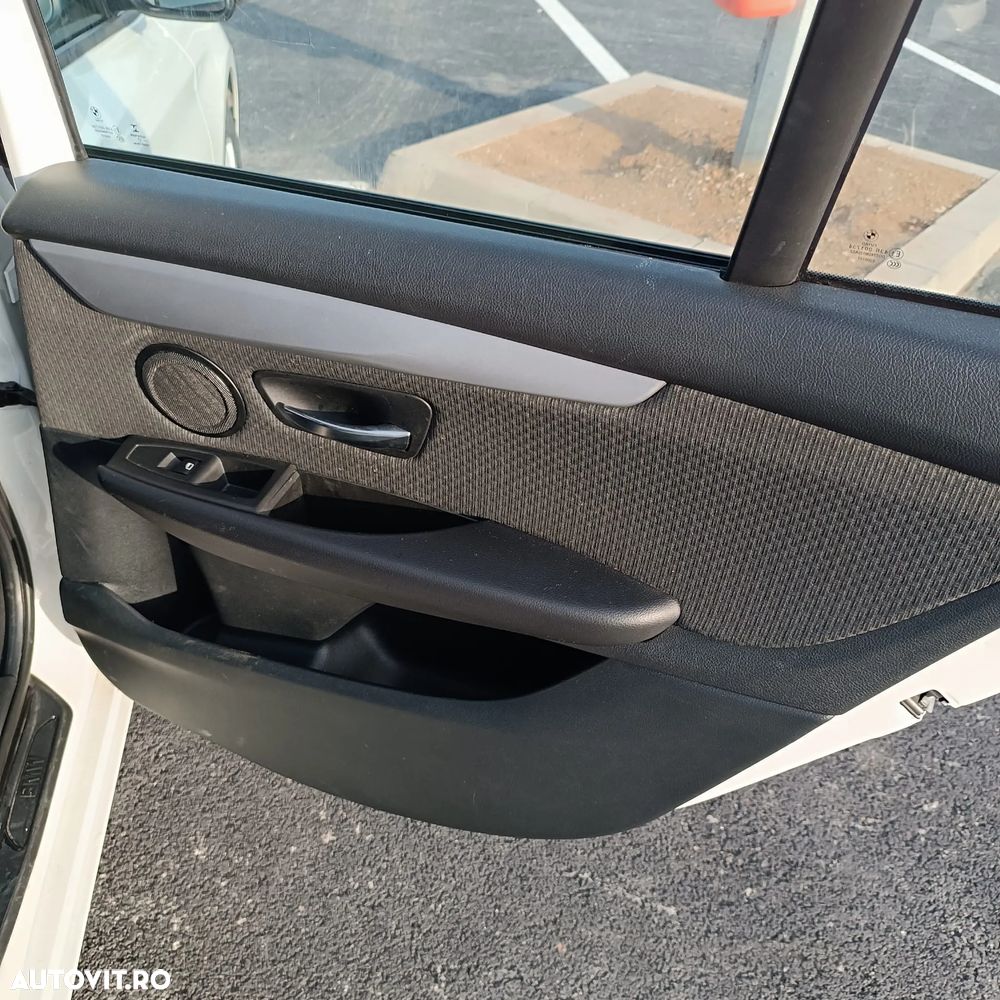 BMW Seria 2 218i AT Advantage - 16