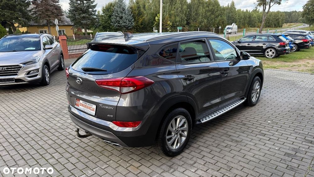 Hyundai Tucson - 16