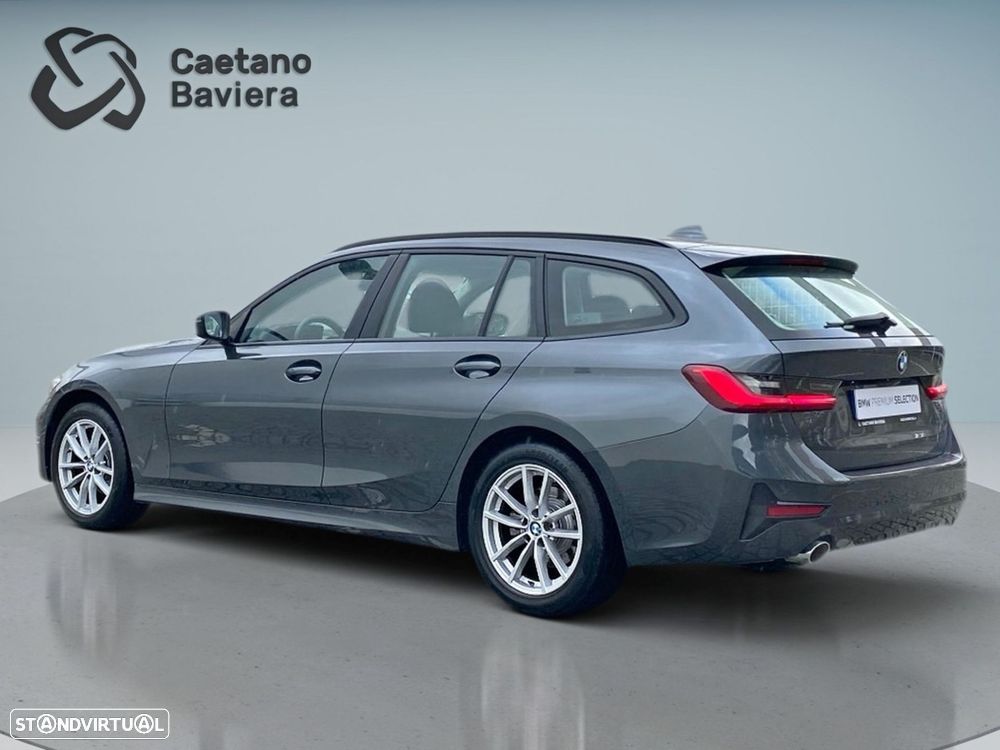 BMW 318 d Touring Advantage - 23