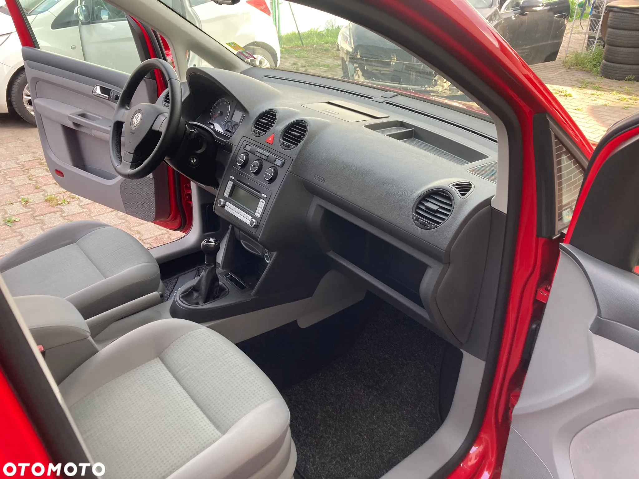 Volkswagen Caddy - 16