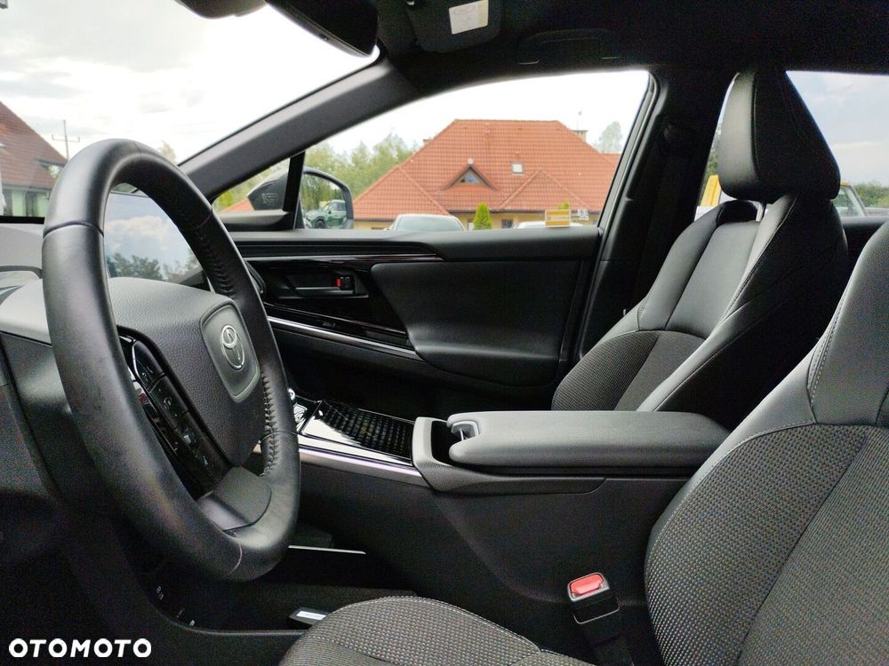 Toyota bZ4X 71.4kWh Prestige - 12