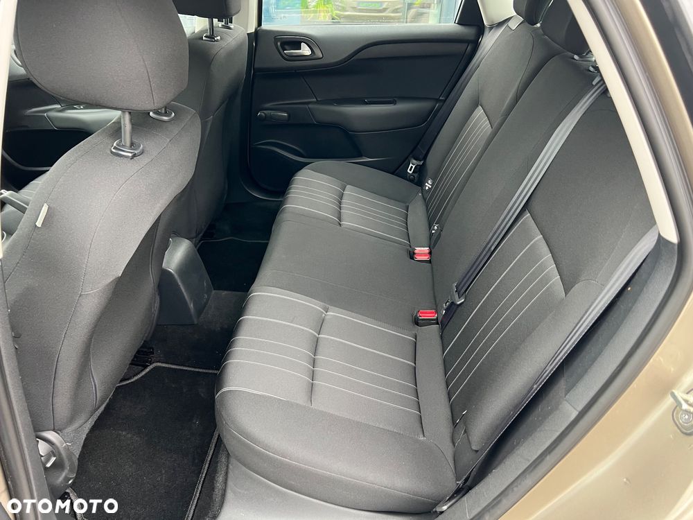 Citroën C4 VTi 95 Attraction - 18