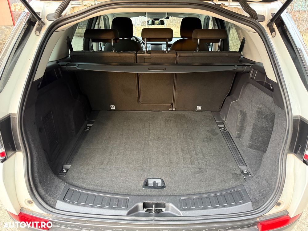 Land Rover Discovery Sport 2.0 l TD4 HSE Luxury Aut. - 25