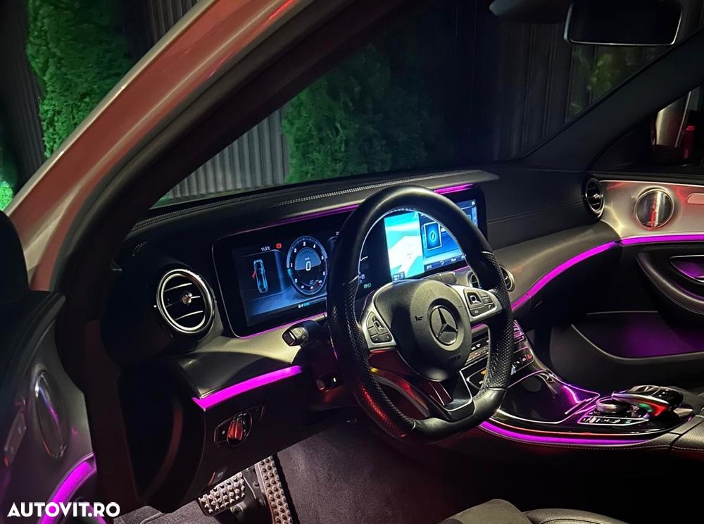 Mercedes-Benz E 220 d 9G-TRONIC AMG Line - 23