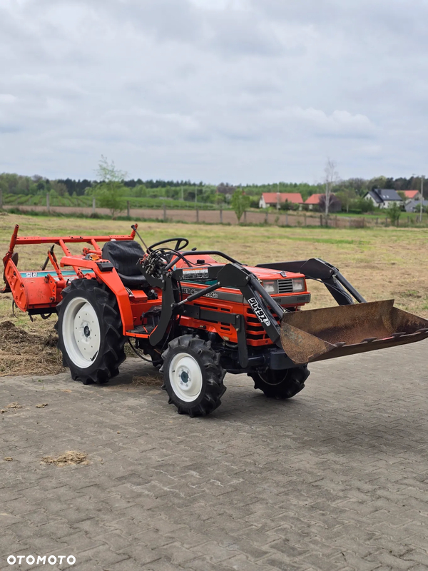 Kubota L1 - 185 Sunshine