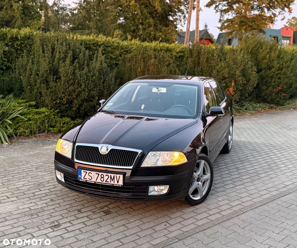Skoda Octavia 1.6 Ambiente - 1