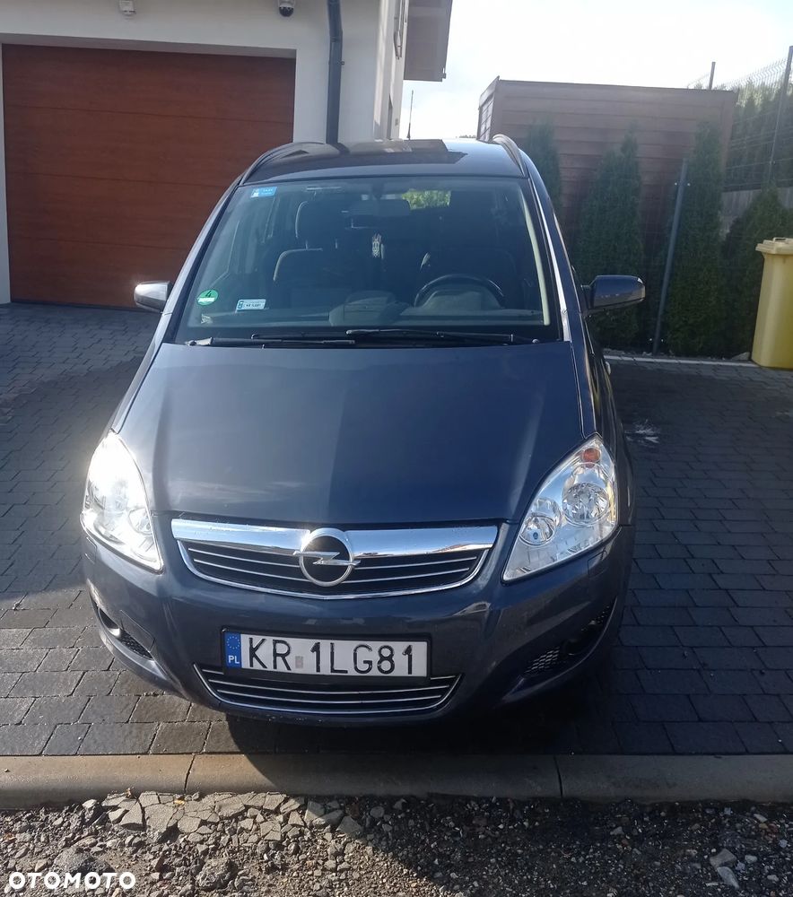 Opel Zafira 1.8 Enjoy - 2