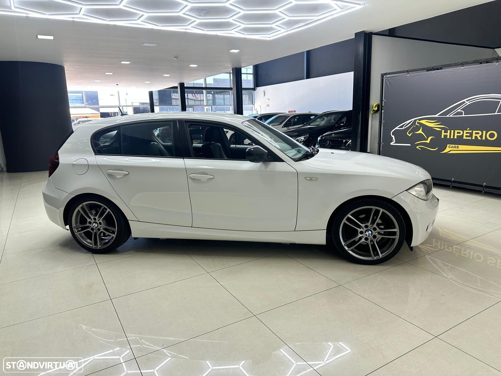 BMW 118 d Pack M - 6