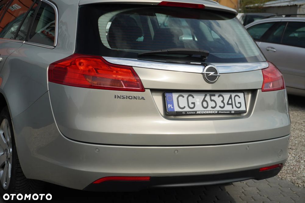 Opel Insignia 1.8 Design Edition - 16