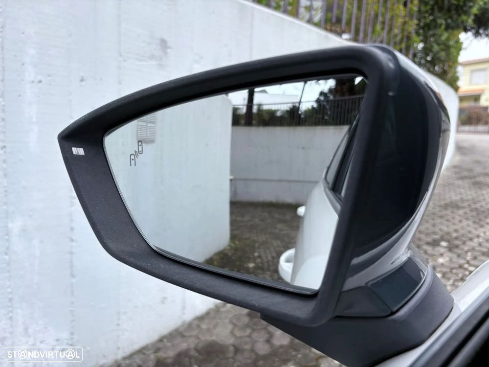 SEAT Arona 1.0 TSI Xcellence - 16