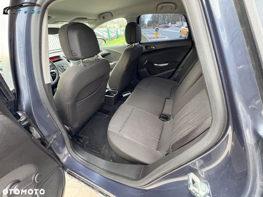 Opel Astra 2.0 CDTI DPF Cosmo - 27