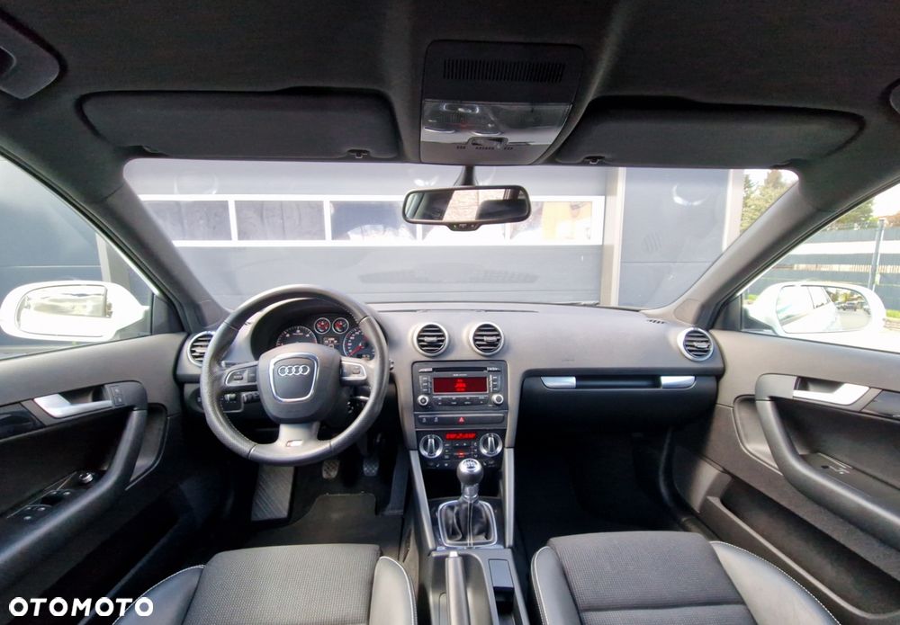 Audi A3 Sportback 2.0 TDI DPF S line Sportpaket - 28