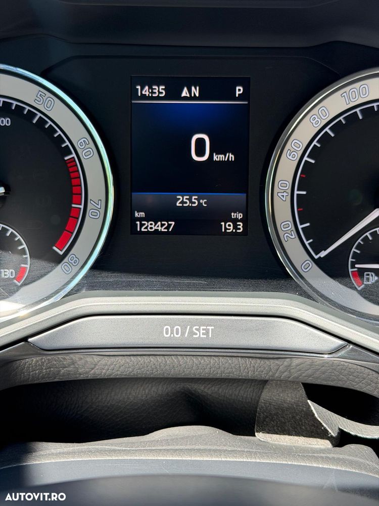 Skoda Superb 2.0 TSI 4X4 DSG L&K - 2