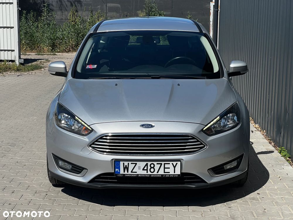 Ford Focus 1.5 TDCi Titanium PowerShift - 9