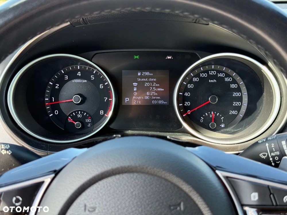 Kia Ceed 1.5 T-GDI M DCT - 8
