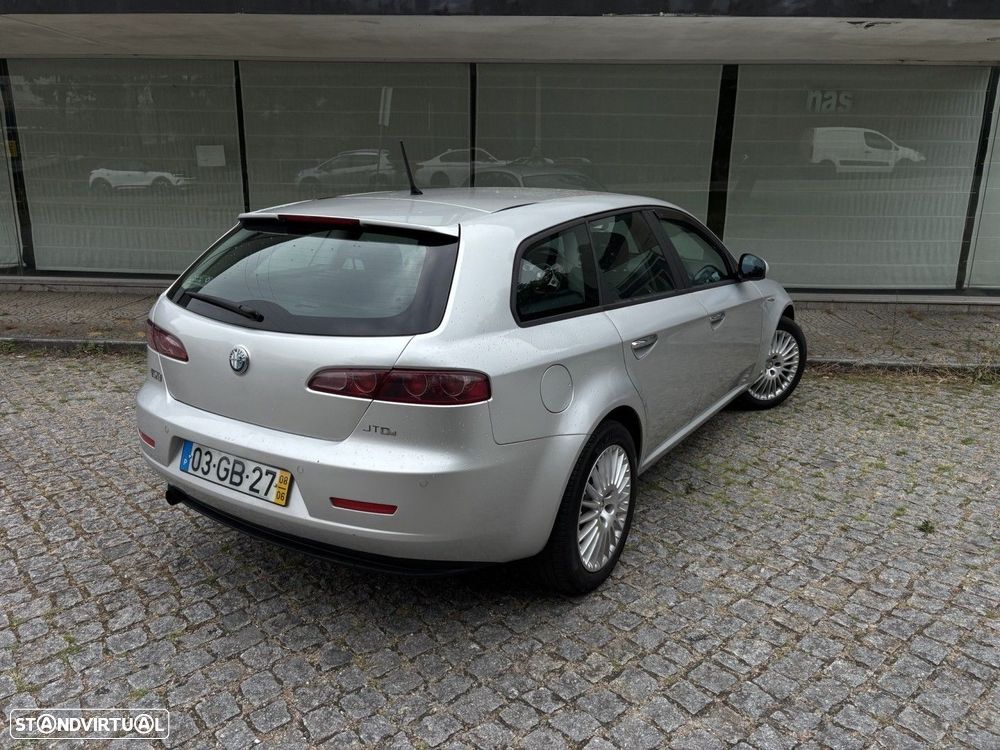 Alfa Romeo 159 1.9 JTD 16V Distinctive - 4