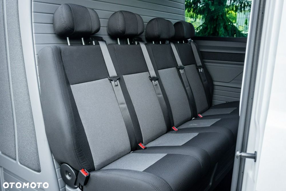 Volkswagen Crafter - 21