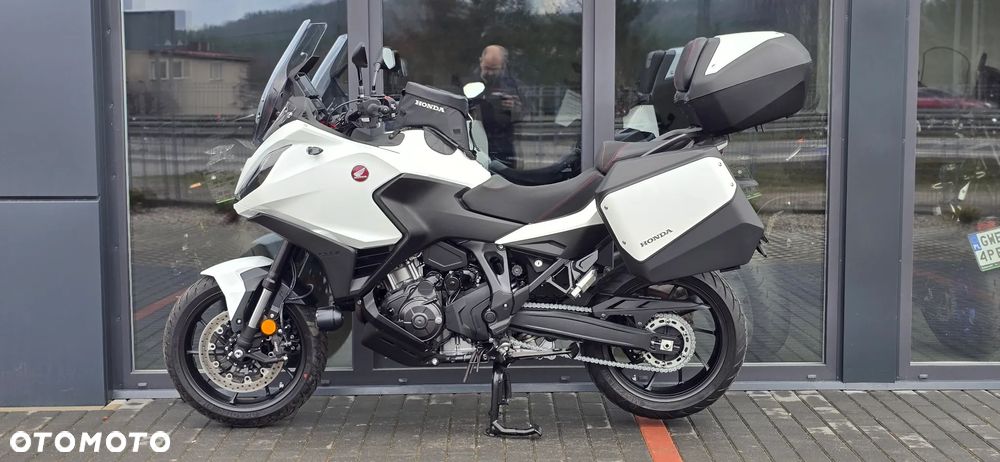 Honda NT - 26