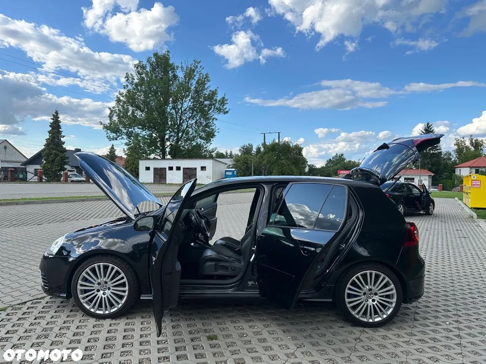 Volkswagen Golf V R32 DSG - 29