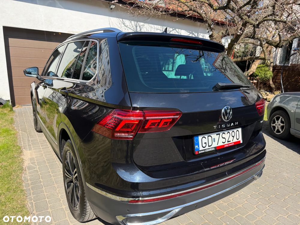 Volkswagen Tiguan 2.0 TSI 4Mot Elegance DSG - 4