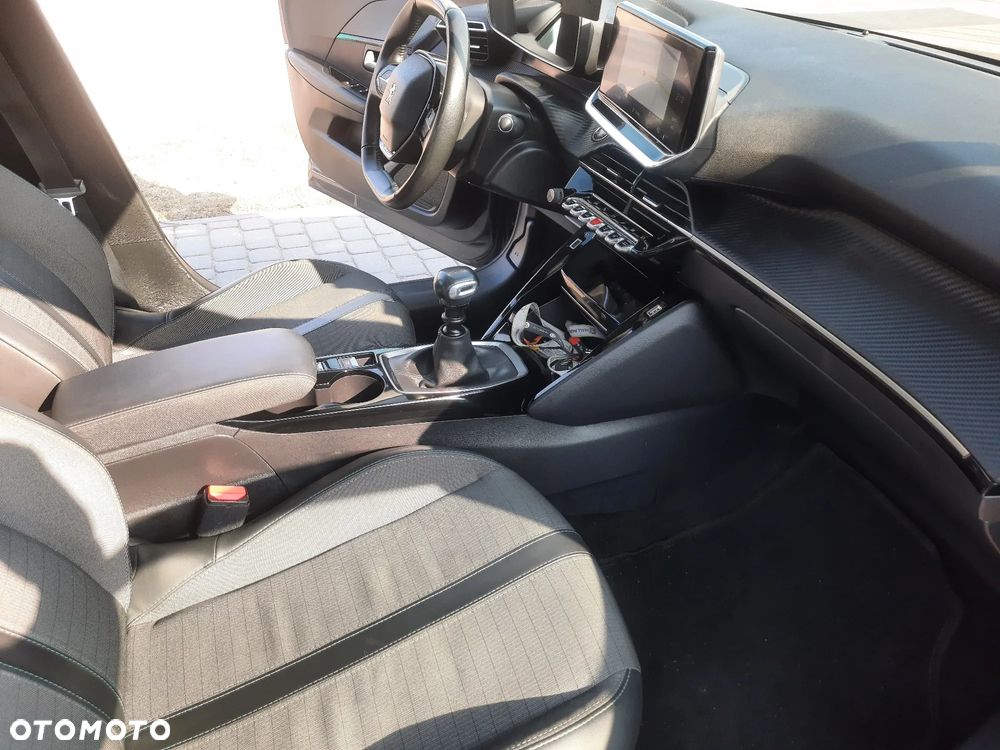 Peugeot 208 1.2 PureTech Allure S&S - 14