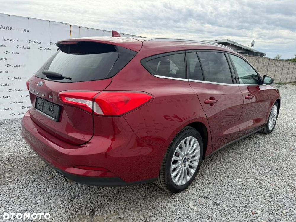 Ford Focus 2.0 EcoBlue STart-Stopp-System TITANIUM - 6