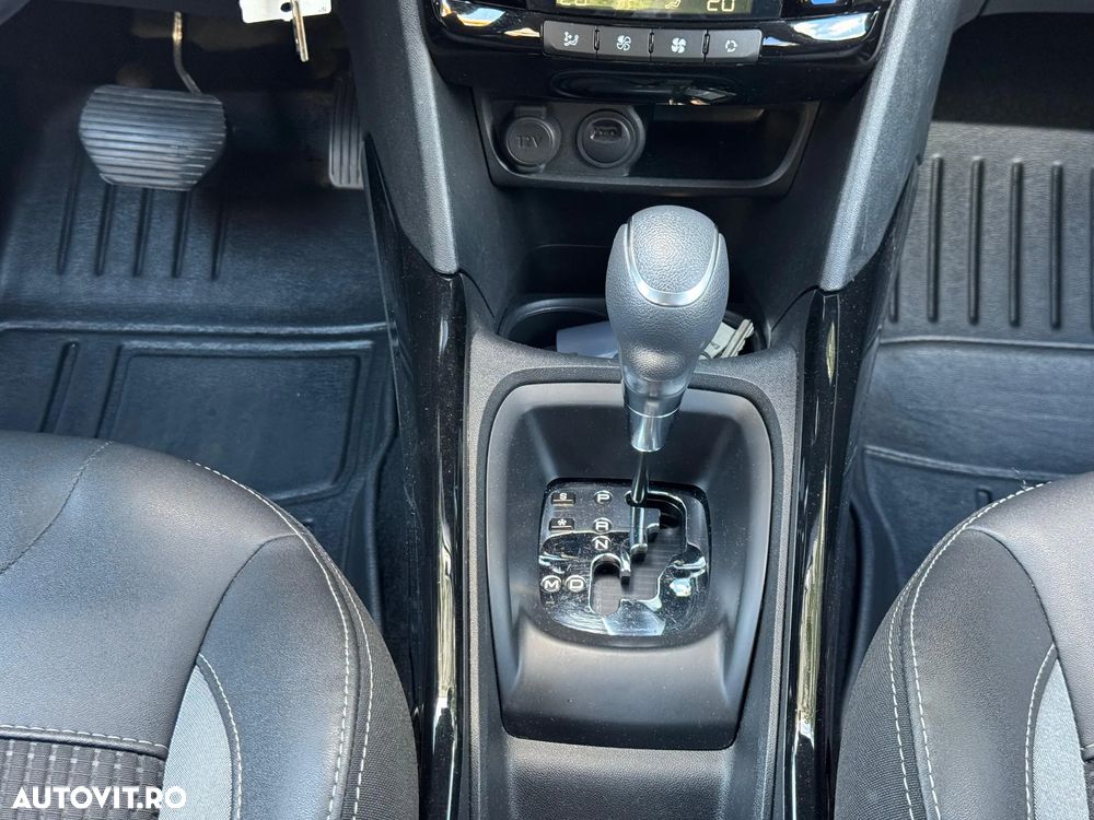 Peugeot 2008 PureTech 110 GPF Stop&Start EAT6 Allure - 14
