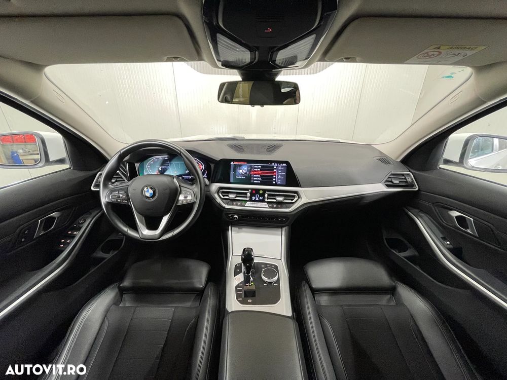 BMW Seria 3 318d AT MHEV - 8
