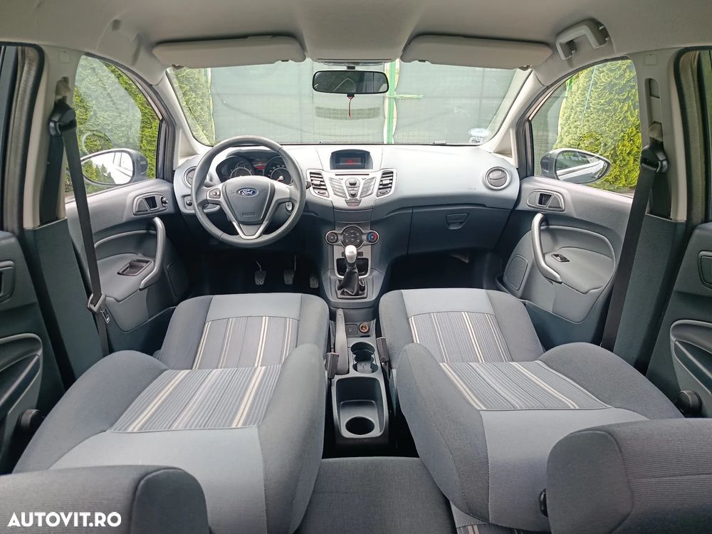 Ford Fiesta - 16