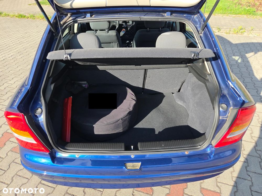 Opel Astra 1.4 - 10